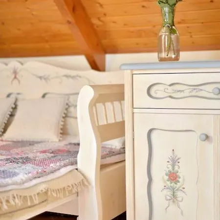 Levendula Vendeghaz * Lovas