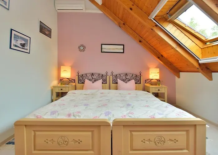 Levendula Vendeghaz * Lovas